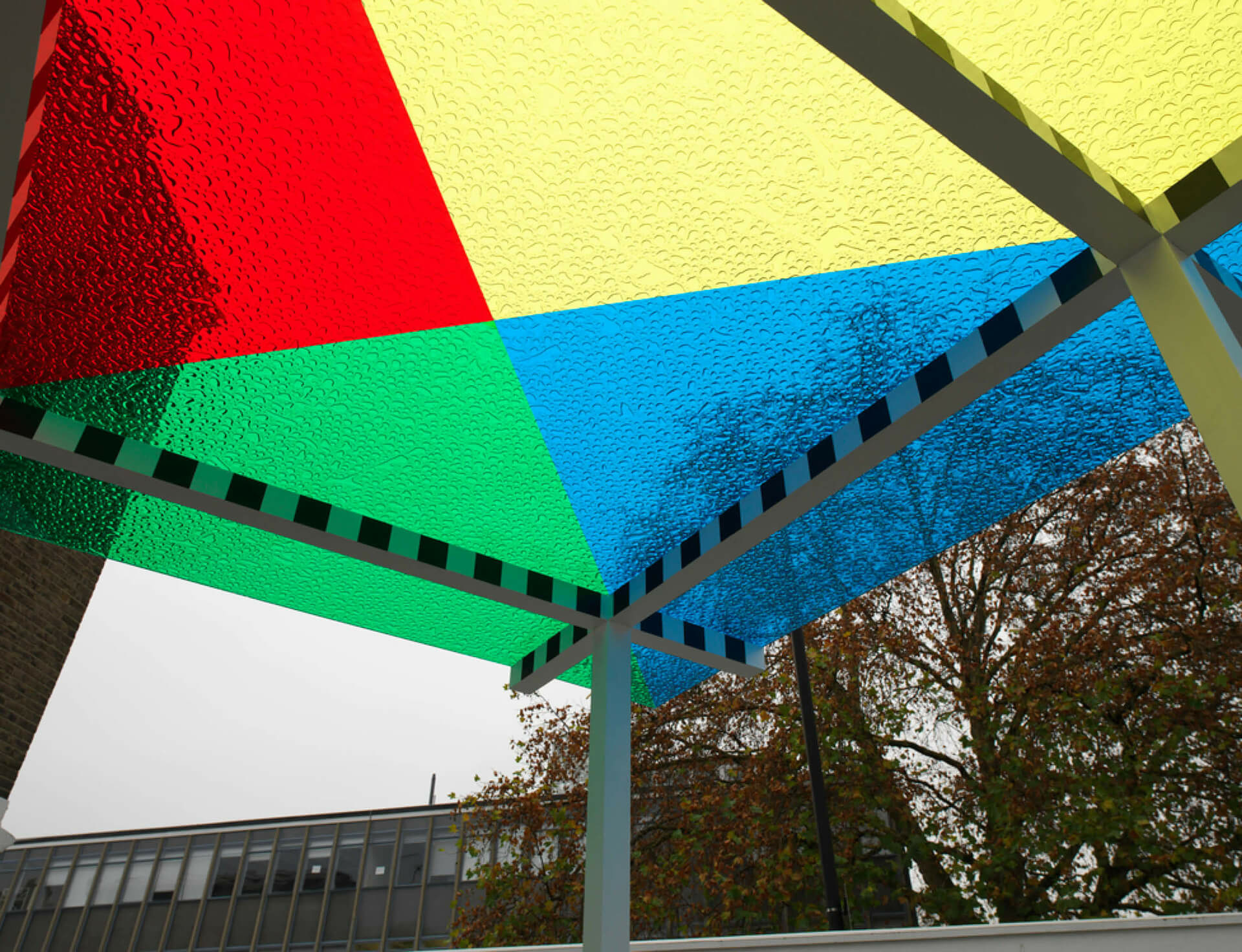 Daniel Buren and Ryan Gander included in London's 2017 'Sculpture in the City'