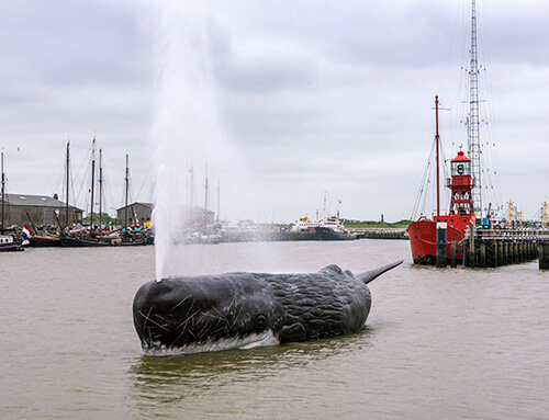 Whale fountain by Allora & Calzadilla installed in The Netherlands