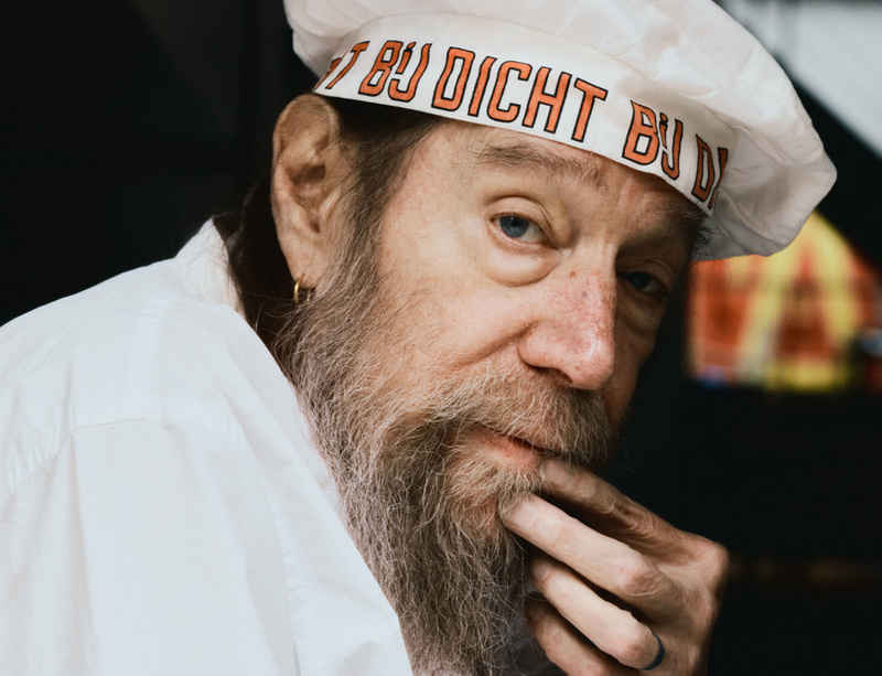 Lawrence Weiner and Kim Gordon on the Ins and Outs of Making Stuff – Interview Magazine