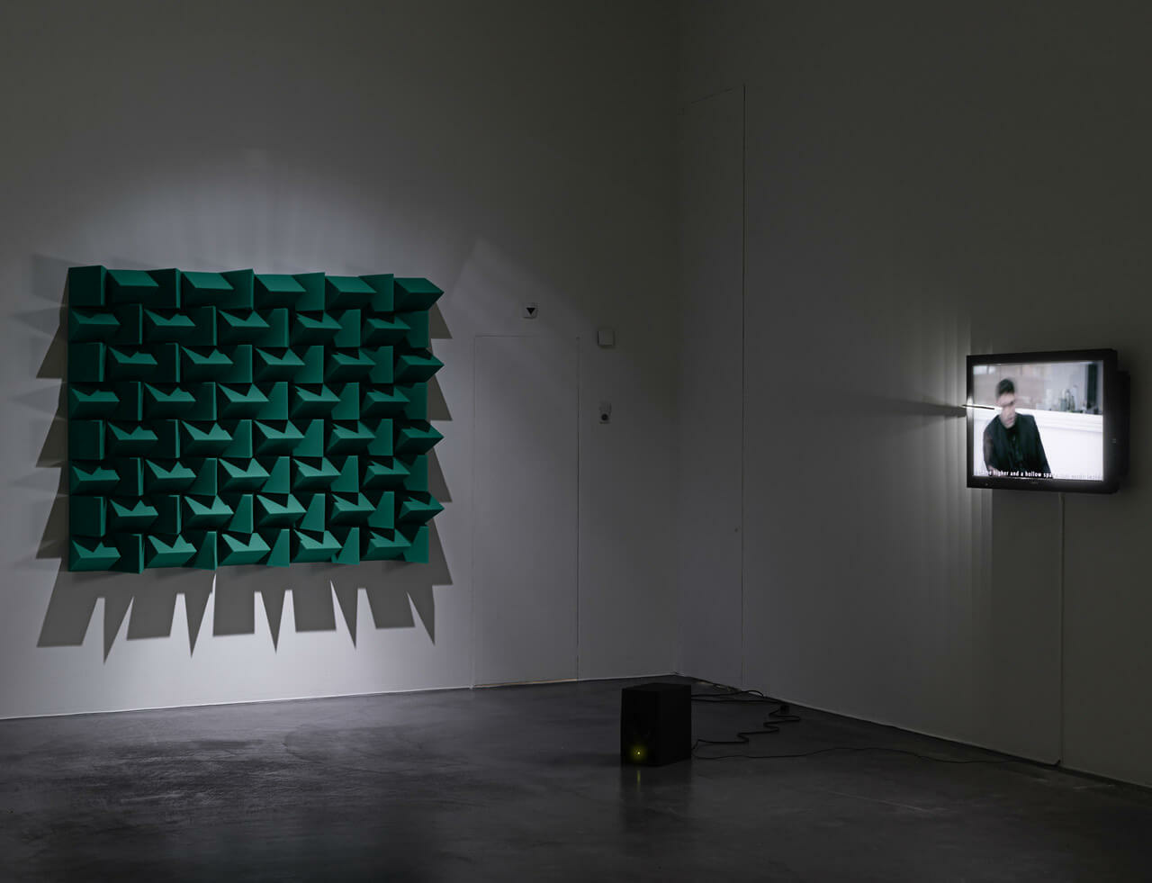 Haroon Mirza wins 2014 Zurich Art Prize